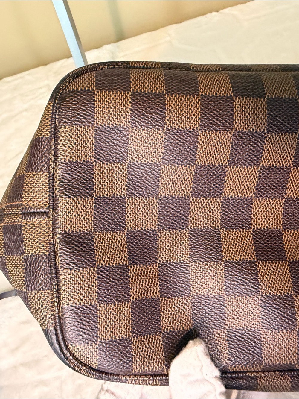 Louis Vuitton Damier Ebene Neverfull MM Tote with Red Interior - Picture 14 of 16